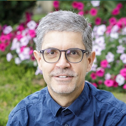 Portrait de Sully Payet, professeur de théologie et études adventistes
